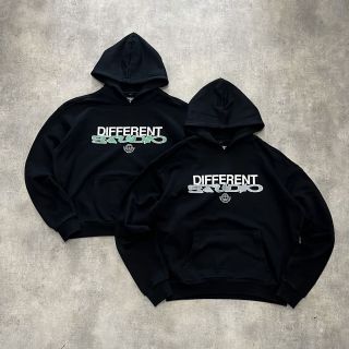 Slovenská značka Different Studio kterou už máme v naší nabídce nějakej ten pátek přišla nedávno s novým designem ZERO a...